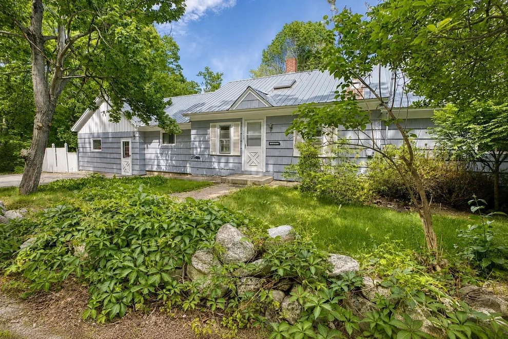 Unit for sale at 160 Browns Ridge, Ossipee, NH 03864