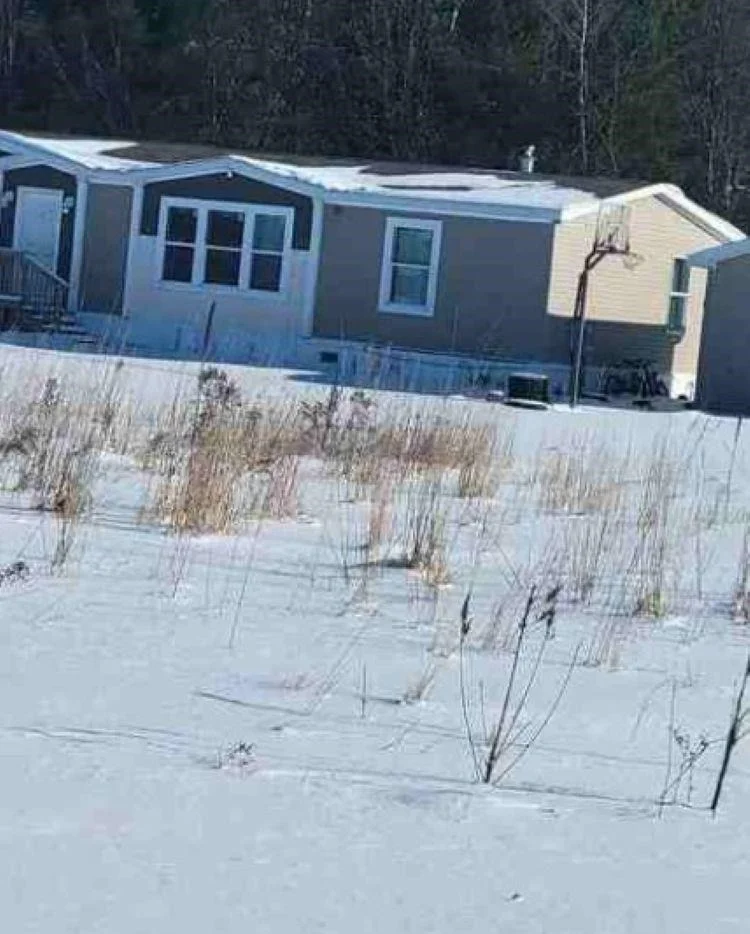 Unit for sale at 50 Maizefield, Highgate, VT 05459