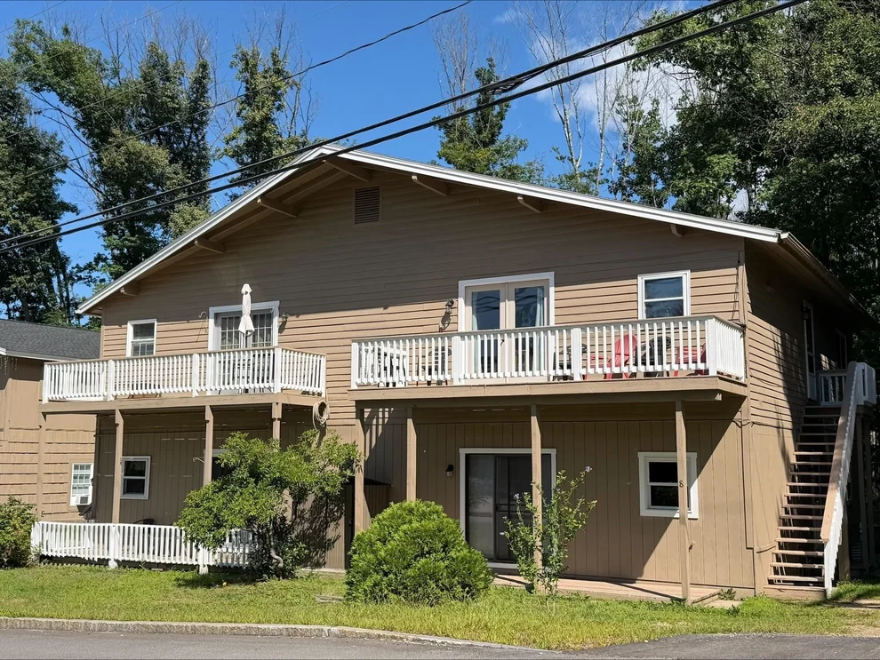 Unit for sale at 24 Ledgewood, Conway, NH 03860