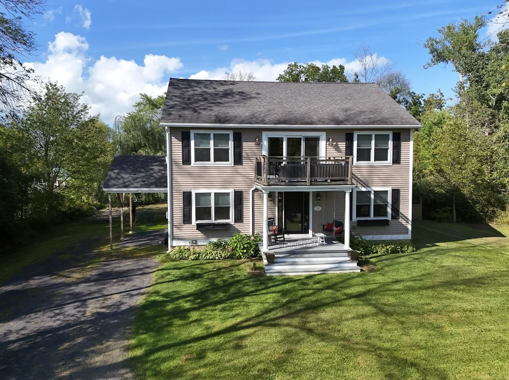 Unit for sale at 9 Cedar, South Hero, VT 05486