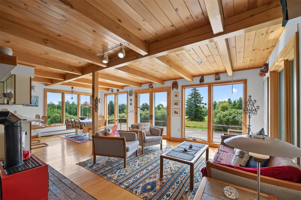 Unit for sale at 511 Shearer Hill, Wilmington, VT 05363