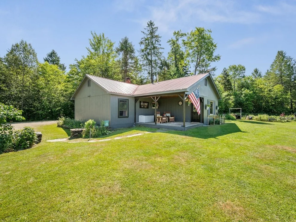 Unit for sale at 1290 Beaver Meadow, Roxbury, VT 05669