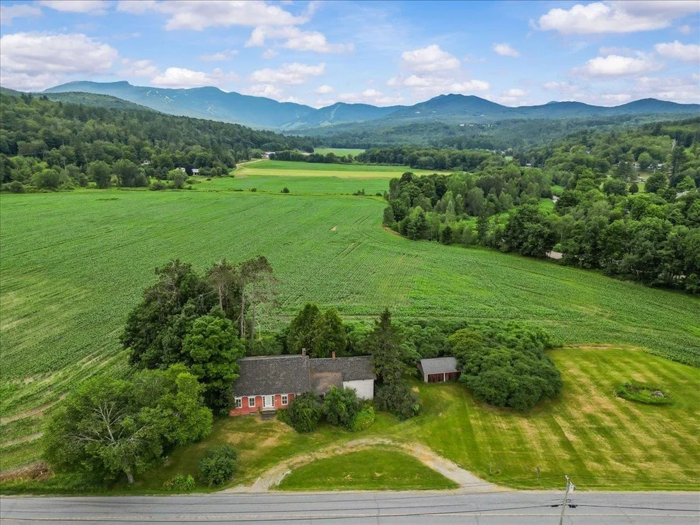 Unit for sale at 332 Luce Hill, Stowe, VT 05672