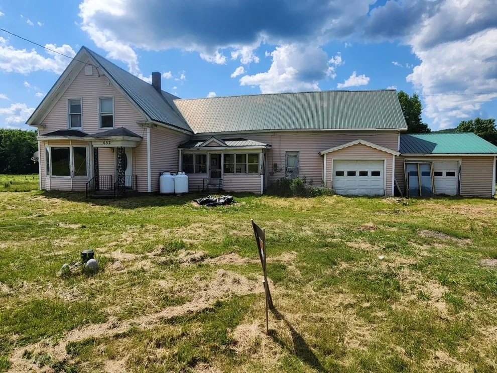 Unit for sale at 652 VT Route 100, Lowell, VT 05847