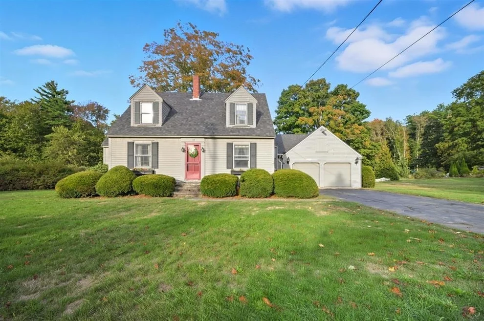 Unit for sale at 10 Sweet Hill, Plaistow, NH 03865