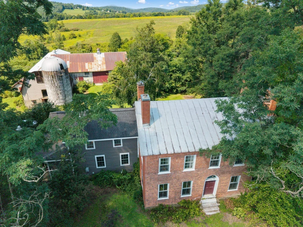 Unit for sale at 2678 Silver, Hinesburg, VT 05461