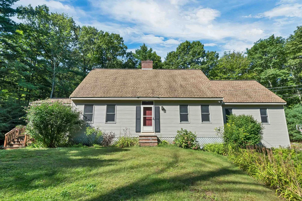 Unit for sale at 87 Hampstead, Sandown, NH 03873