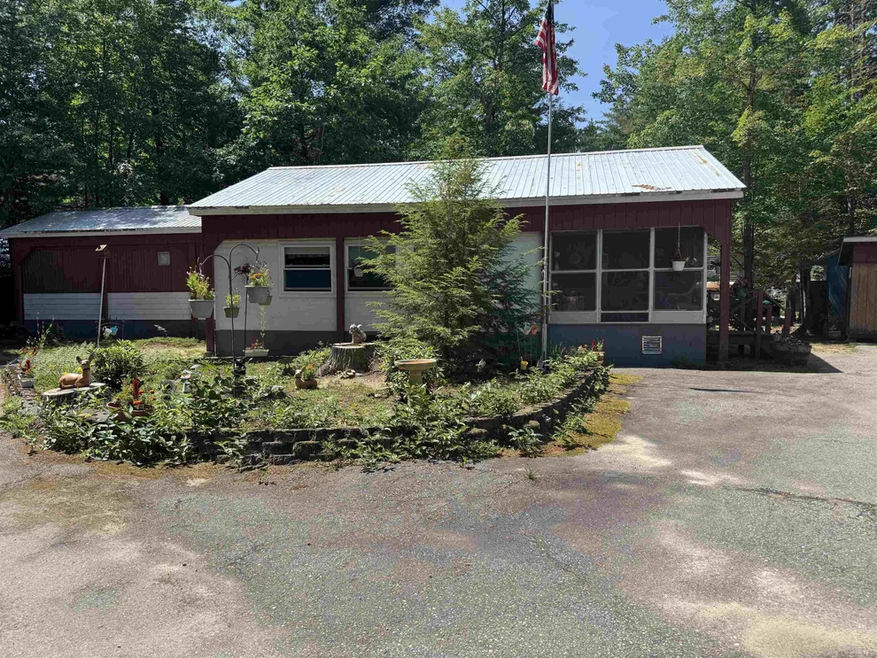 Unit for sale at 40 Murphy, Tamworth, NH 03886