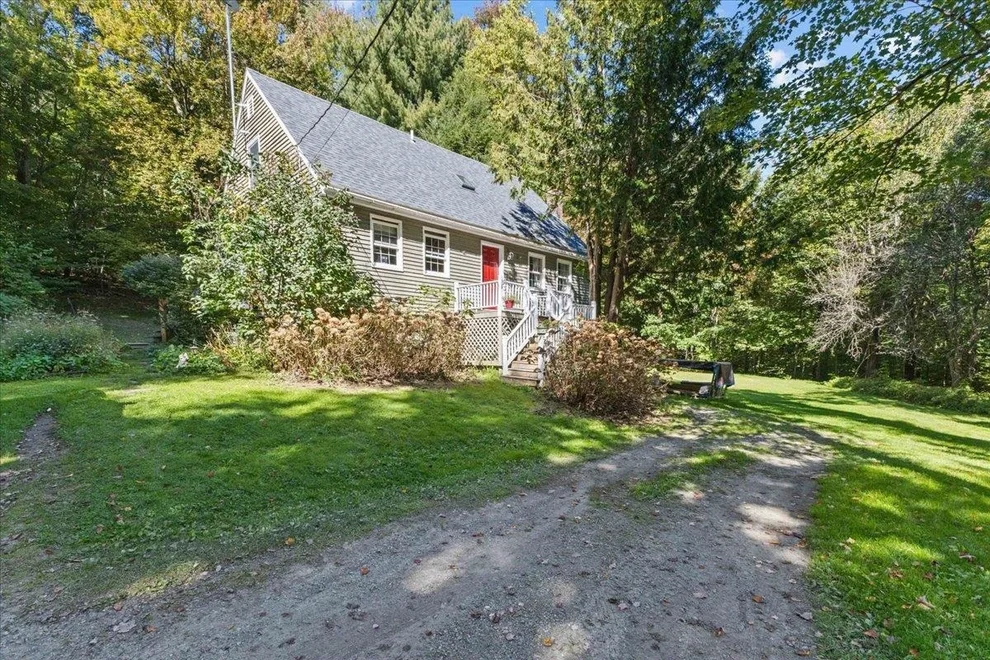 Unit for sale at 305 Poker Hill, Underhill, VT 05446