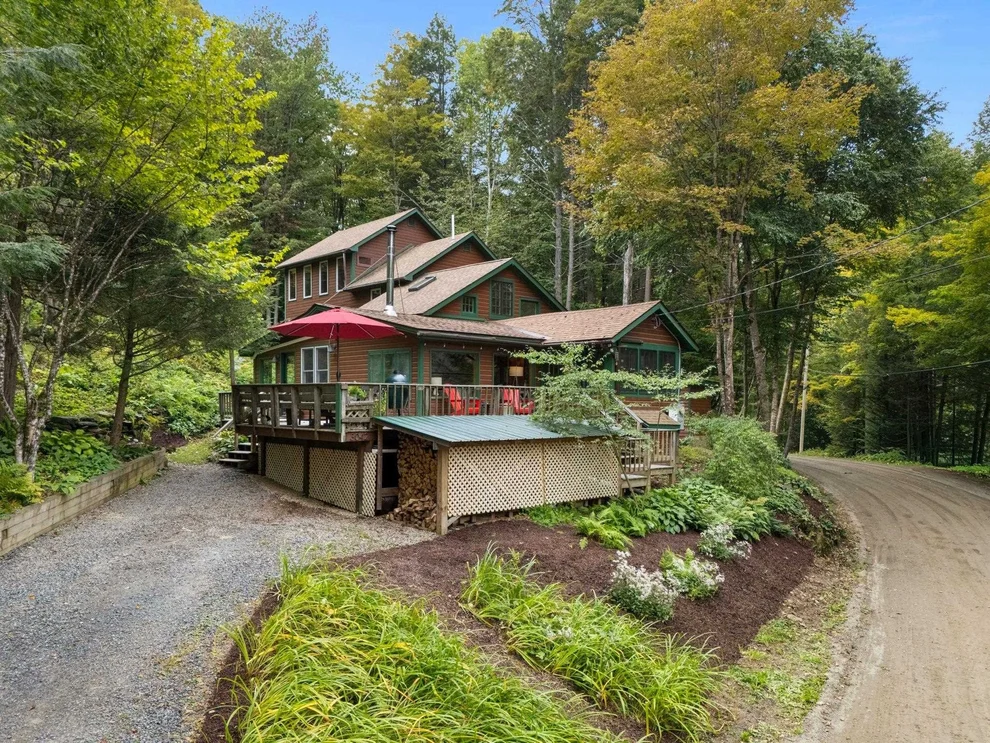 Unit for sale at 3042 Sweet Pond, Guilford, VT 05301