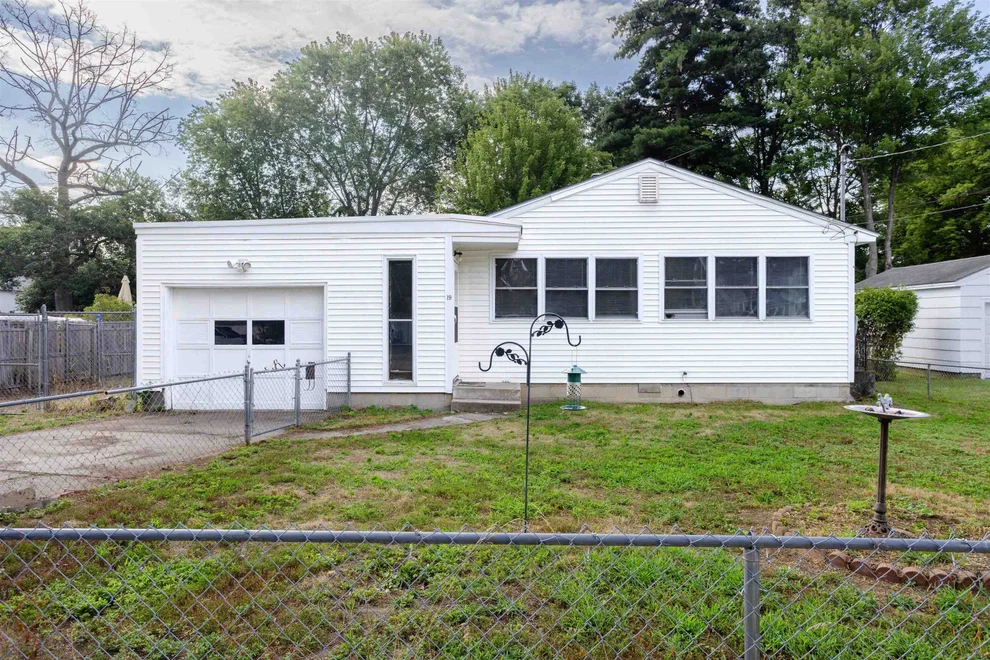 Unit for sale at 19 Tracy, Burlington, VT 05408