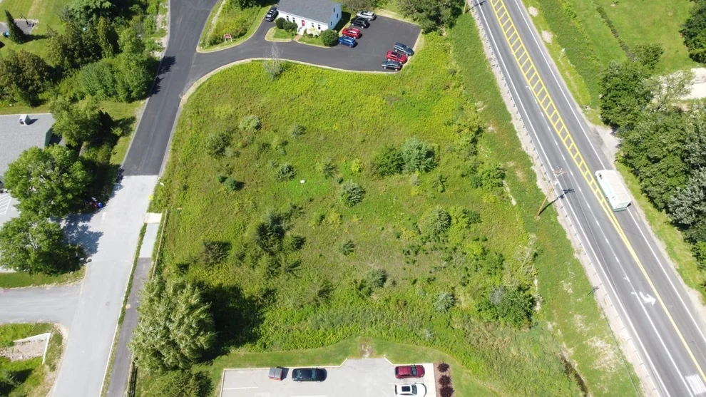 Unit for sale at 82 Ballards Corner, Hinesburg, VT 05461