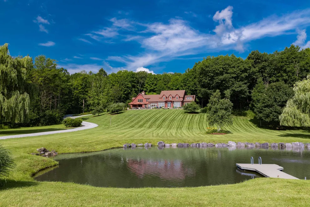 Unit for sale at 450 & 451 Red Truck, Charlotte, VT 05445