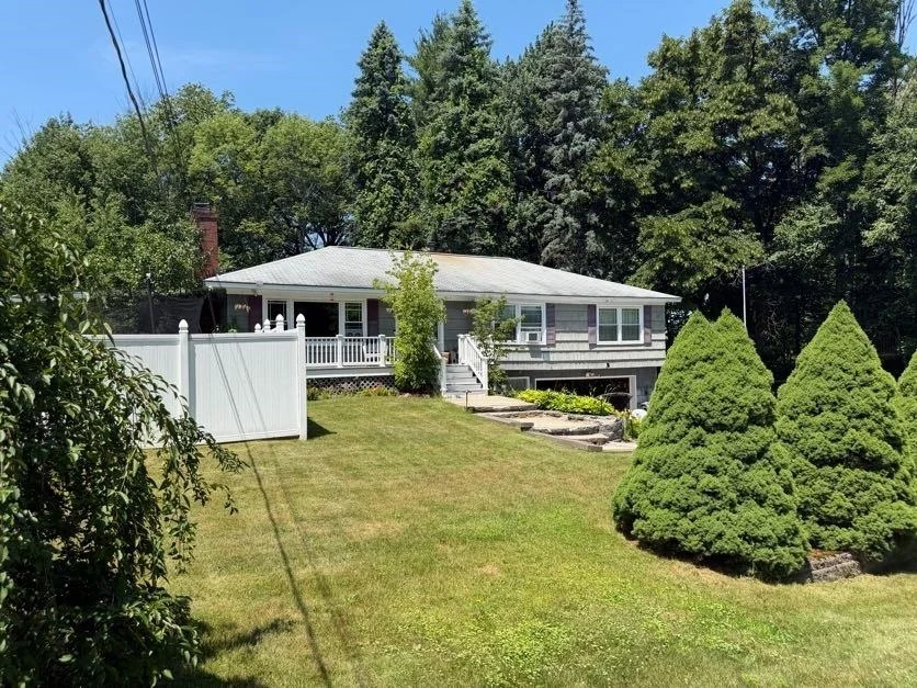 Unit for sale at 3 Lincoln, Bow, NH 03304