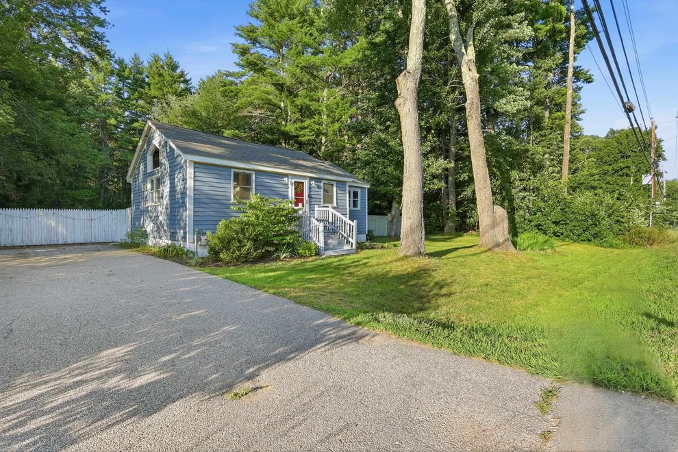 Unit for sale at 219 W High, Somersworth, NH 03878