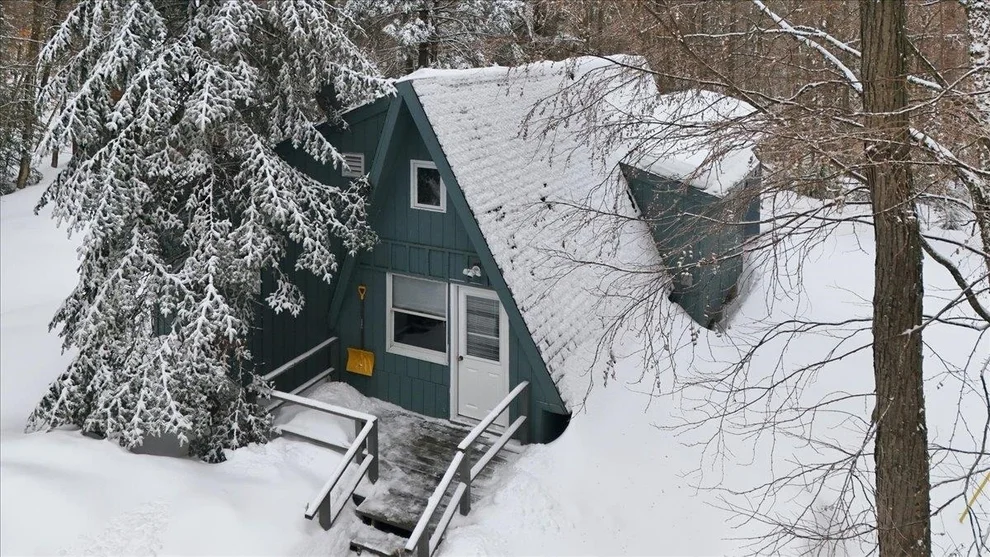 Unit for sale at 3185 Higley Hill, Marlboro, VT 05363