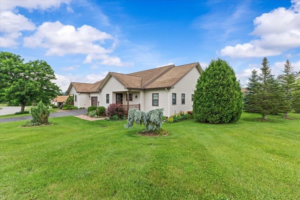 Unit for sale at 55 Jersey, Morristown, VT 05661