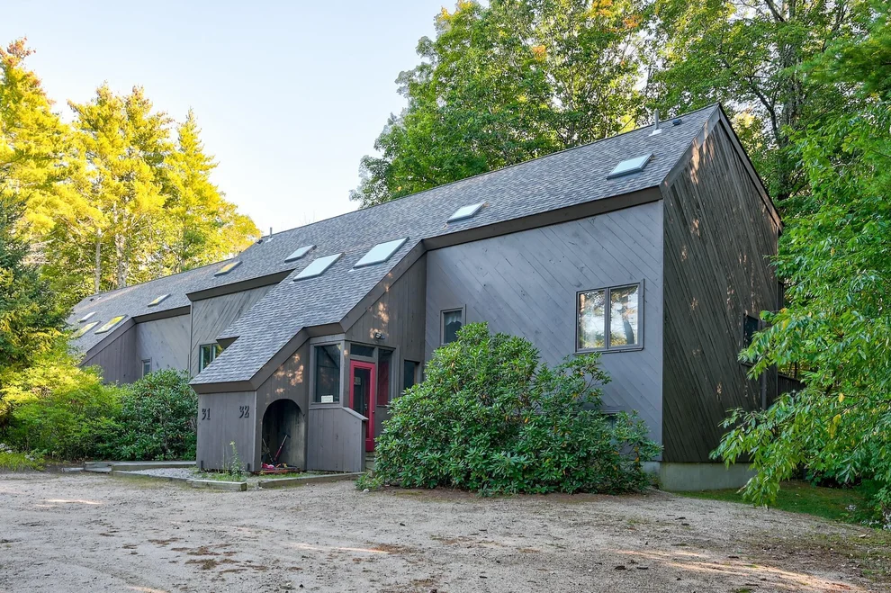Unit for sale at 32 Woodland Pines, Bartlett, NH 03812