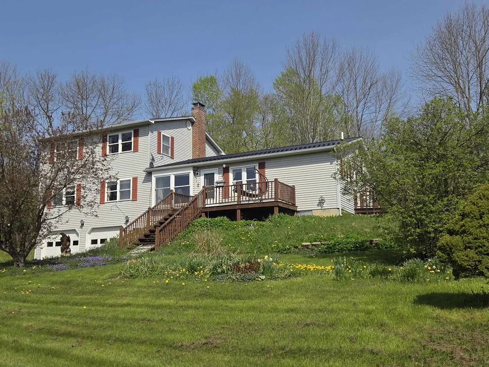 Unit for sale at 62 Schuler, Derby, VT 05829