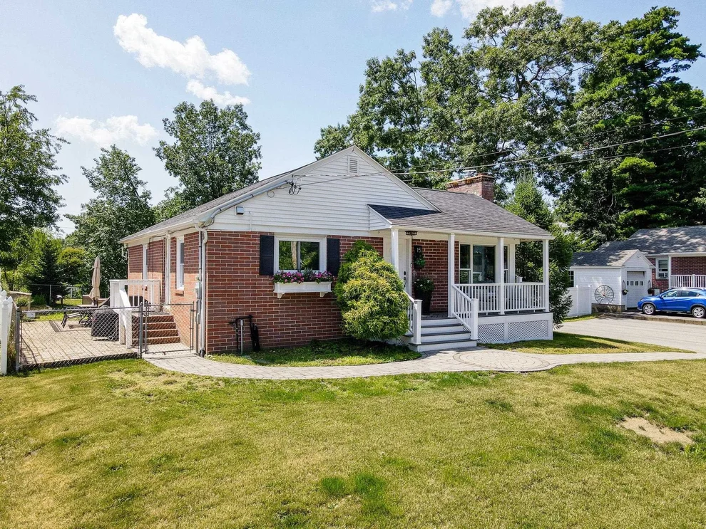 Unit for sale at 15 Irving, Salem, NH 03079