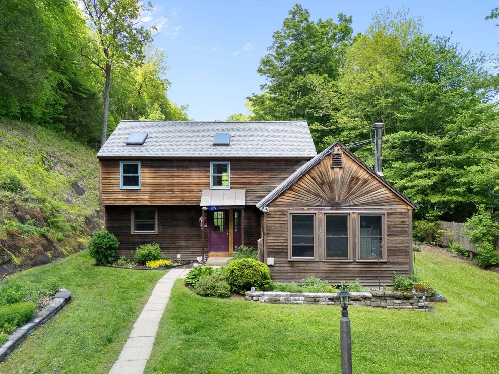 Unit for sale at 25-27 Gingko, Brattleboro, VT 05301