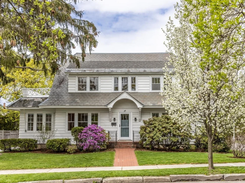 Unit for sale at 28 Henderson, Burlington, VT 05401