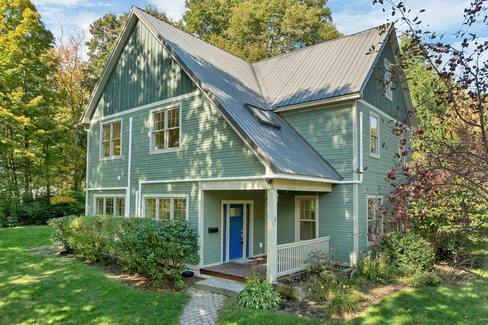 Unit for sale at 3 Kensington, Concord, NH 03301