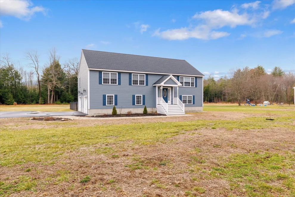 Unit for sale at 119 Warwick, Winchester, NH 03470
