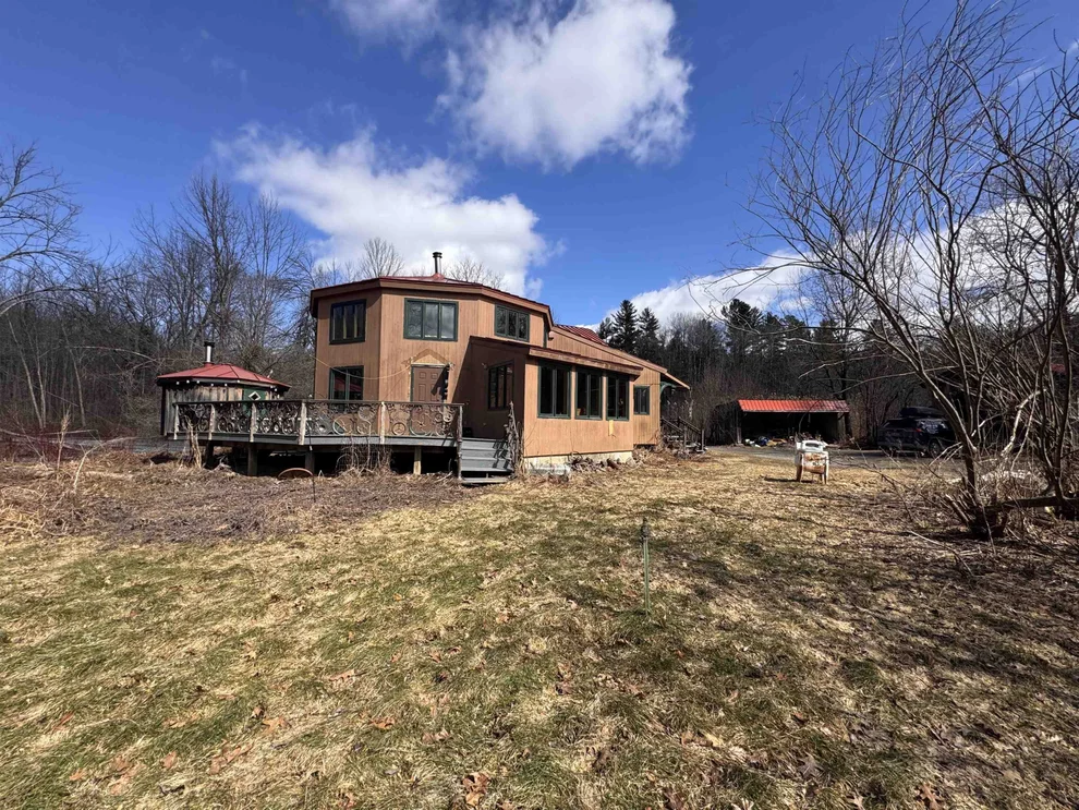 Unit for sale at 652 Lewis Creek, Hinesburg, VT 05461