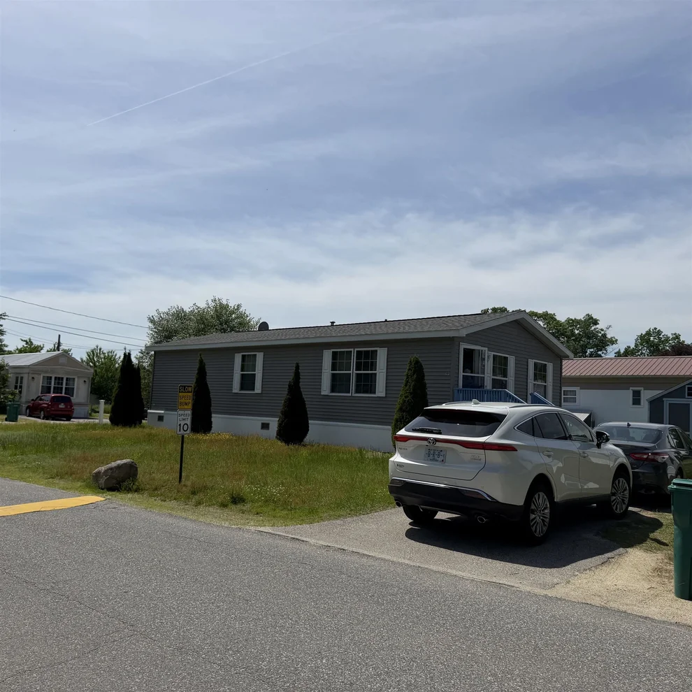 Unit for sale at 19 Holly Park, Rochester, NH 03867