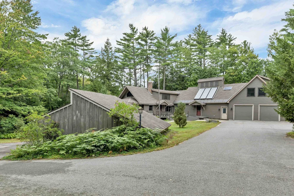 Unit for sale at 26 North Mayhew, Hebron, NH 03241