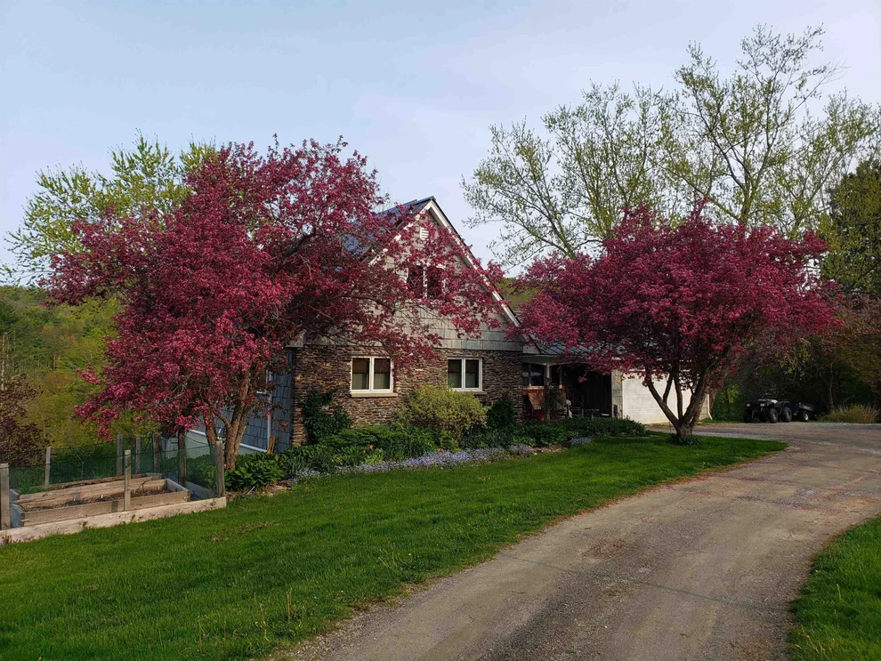 Unit for sale at 289 Lamb Hill, Wells, VT 05774