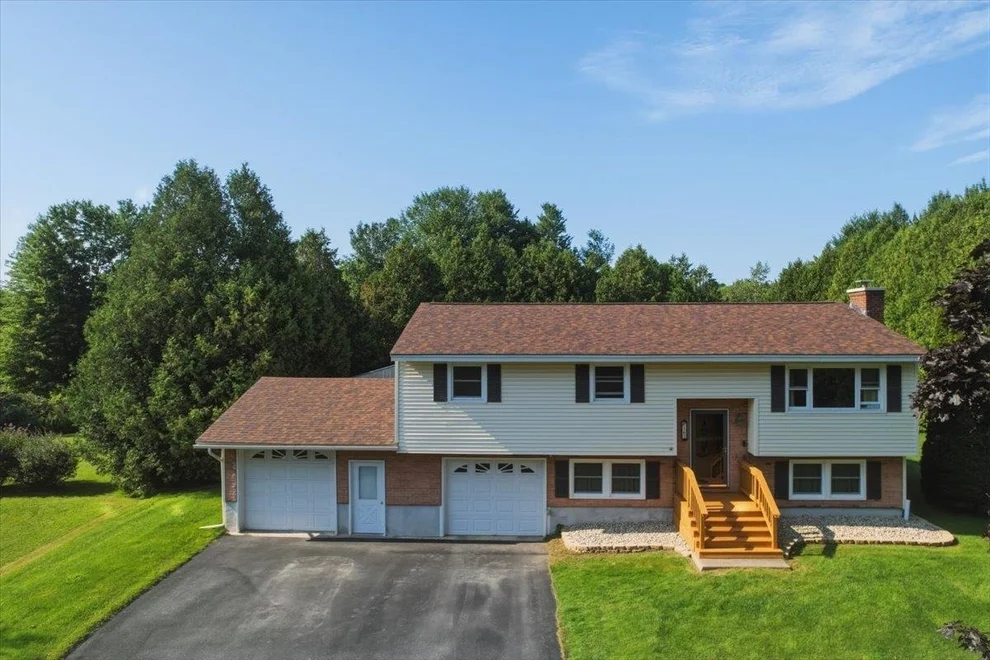 Unit for sale at 162 Stirrup, Williston, VT 05495