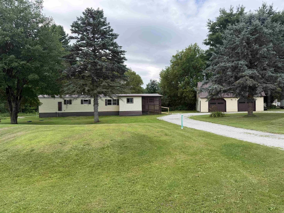 Unit for sale at 2290 Route 78, Highgate, VT 05459