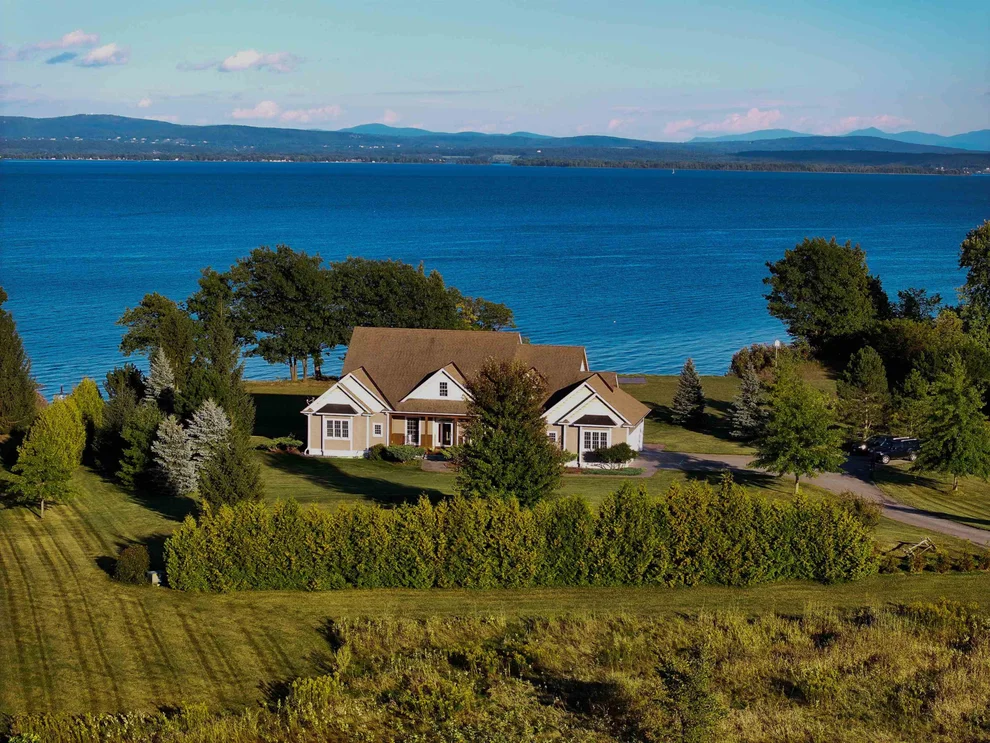 Unit for sale at 100 Russell, North Hero, VT 05474