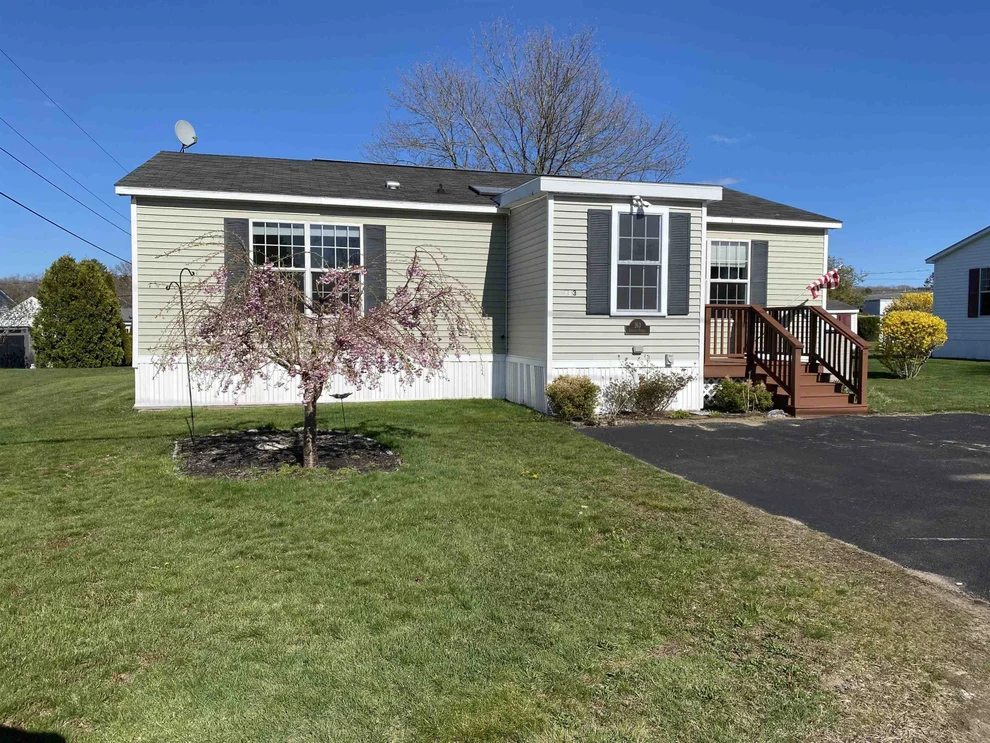 Unit for sale at 163 STAPLES, Seabrook, NH 03874