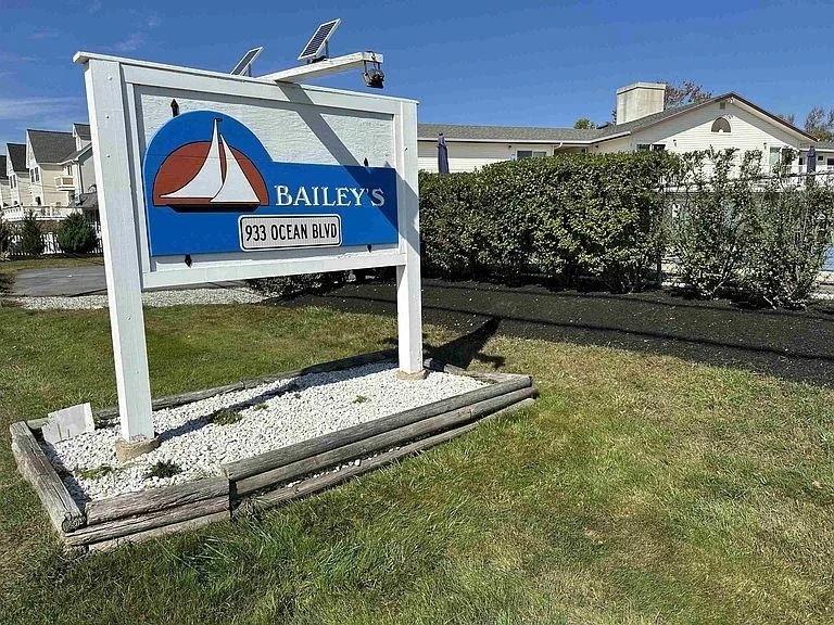 Unit for sale at 933 Ocean, Hampton, NH 03842