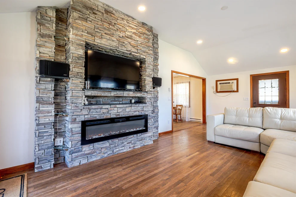 Unit for sale at 44 Sherwood, Pembroke, NH 03275