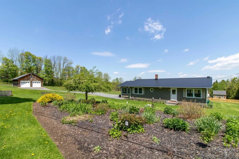 Unit for sale at 938 Stevens, Barton, VT 05822