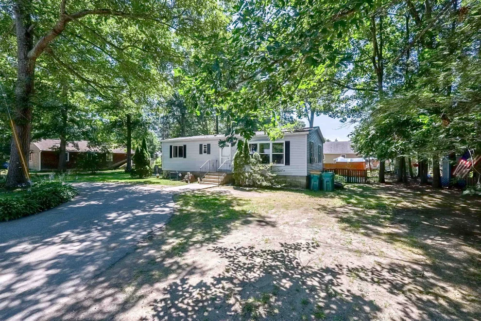 Unit for sale at 20 Riverside, Fremont, NH 03044