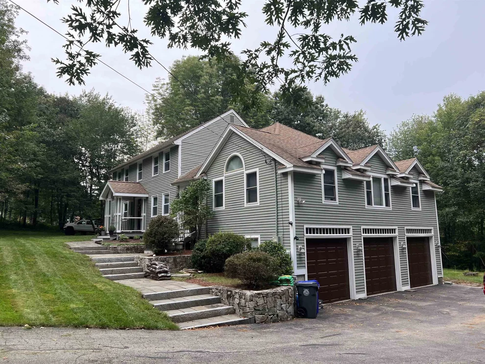 Unit for sale at 25 Hickory, Hampstead, NH 03841