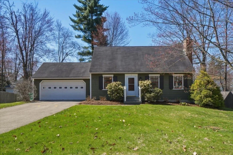 Unit for sale at 11 Scotsdale, South Burlington, VT 05403