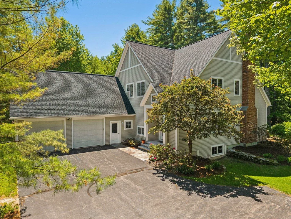 Unit for sale at 73 Pipers Point, Alton, NH 03809