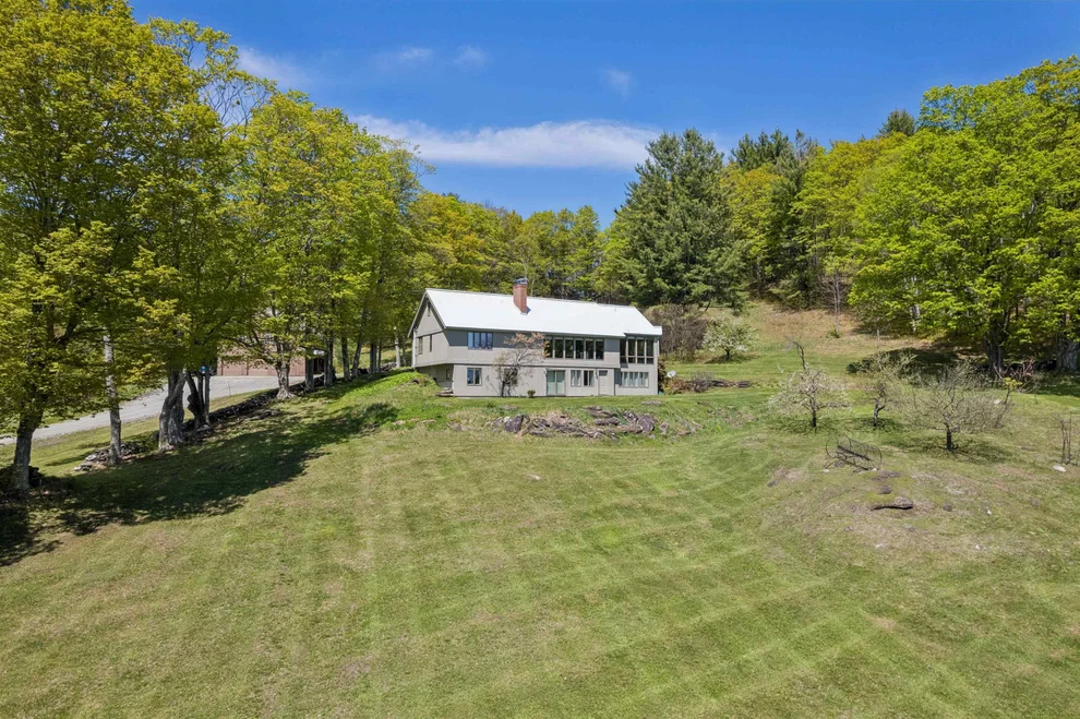 Unit for sale at 5525 North Bridgewater, Bridgewater, VT 05034
