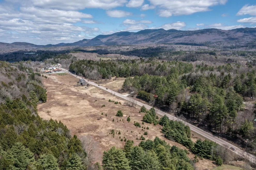 Unit for sale at 2439 Waterbury Stowe, Waterbury, VT 05677