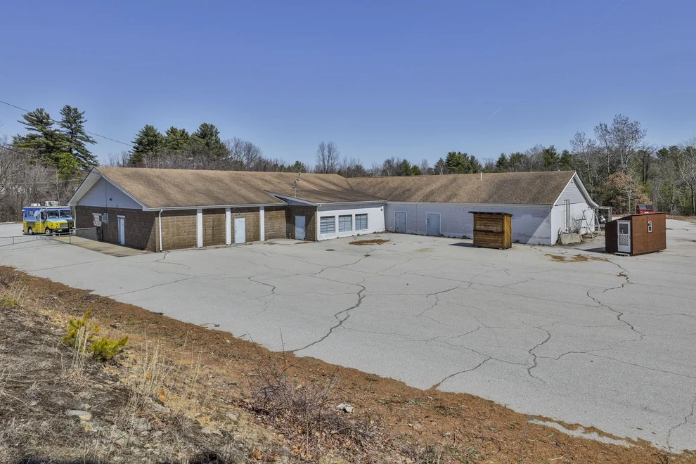 Unit for sale at 1371 Hooksett, Hooksett, NH 03106