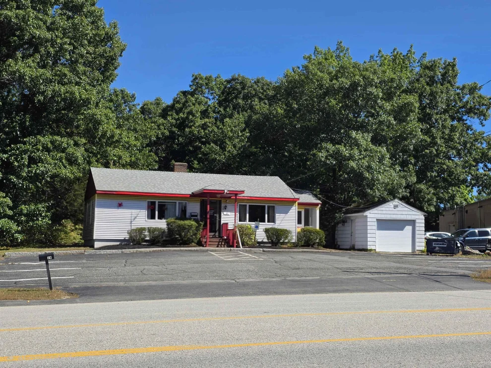 Unit for sale at 19 Plaistow, Plaistow, NH 03865