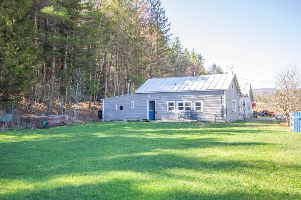 Unit for sale at 3873 VT Route 100, Granville, VT 05747