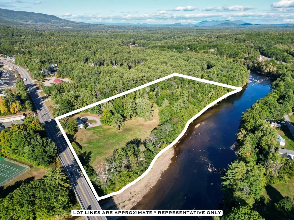 Unit for sale at 149 White Mountain, Conway, NH 03818