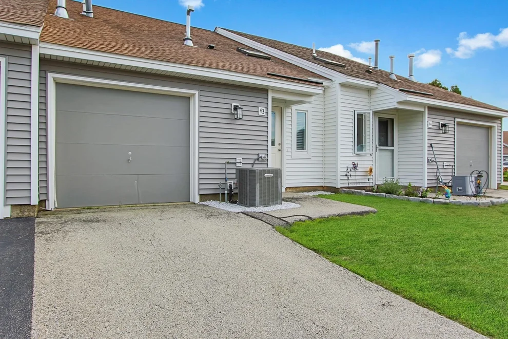 Unit for sale at 344 Elm, Milford, NH 03055